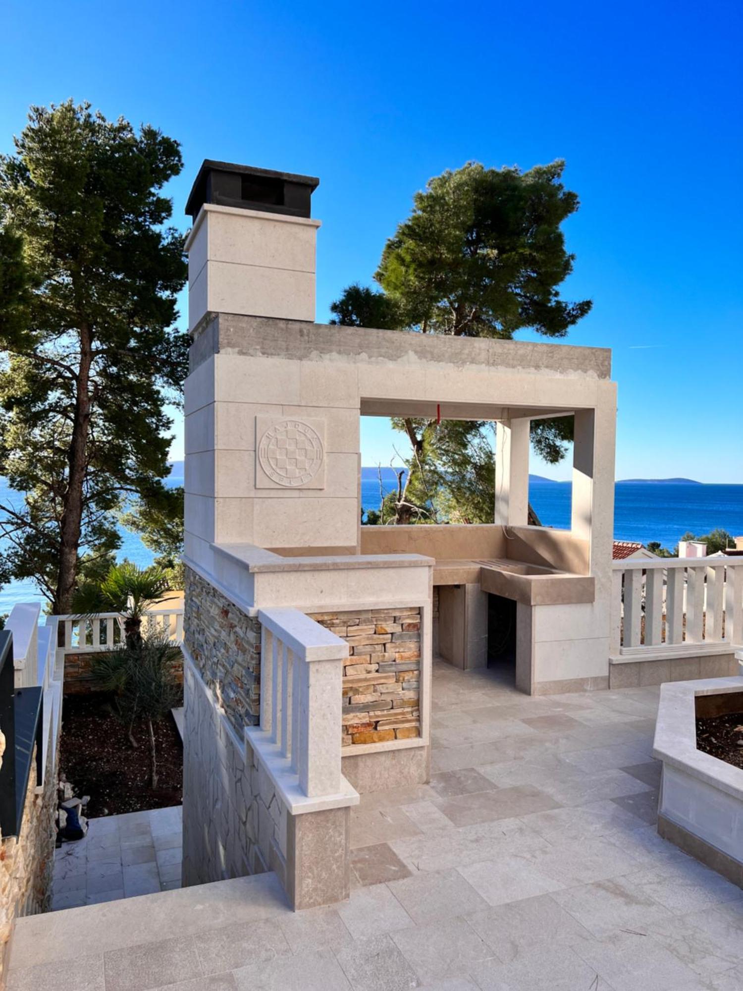 Luxury Beachfront Villa Carlisa Ciovo Exterior photo
