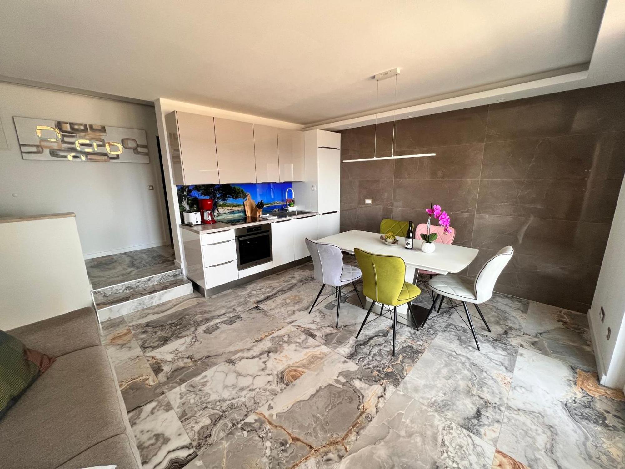 Luxury Beachfront Villa Carlisa Ciovo Exterior photo